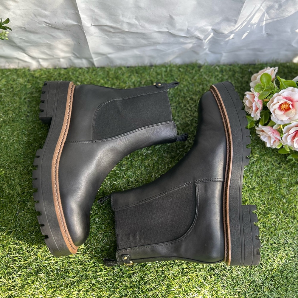 EDELMAN
Laguna Chelsea boots black size 7.5 gently used
$205 - Picture 13 of 16